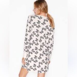 Victoria's Secret Black and White Butterfly Long Sleeve blouse